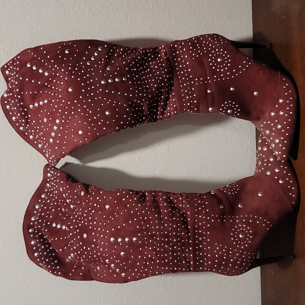 Rhinestone burgundy boots size 8.5